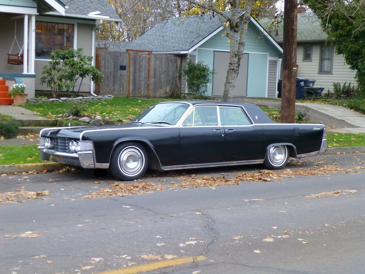 Lincoln Continental 196