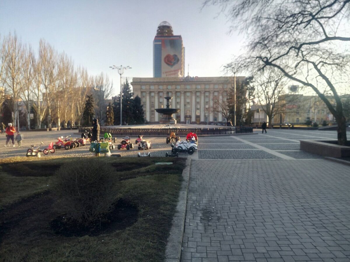 Фото площади ленина в донецке