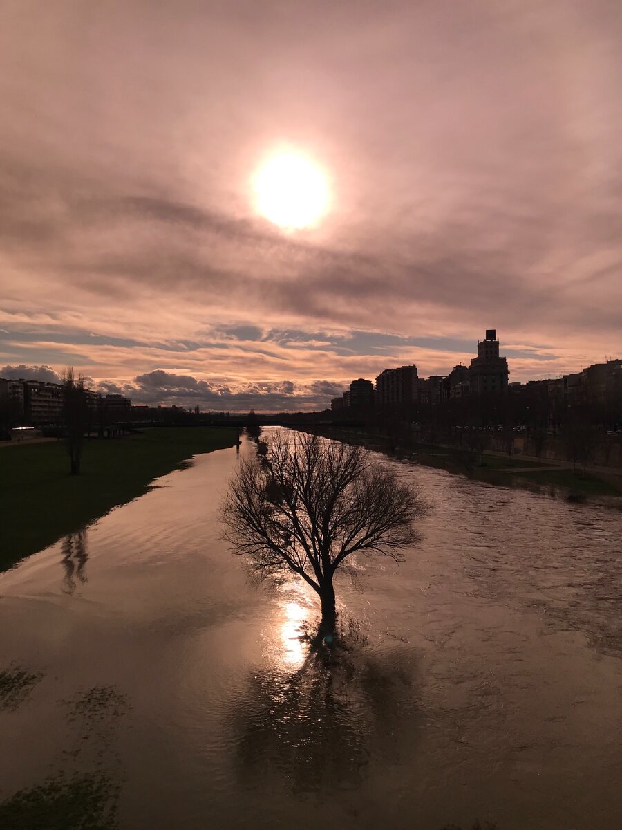 На закате дня 