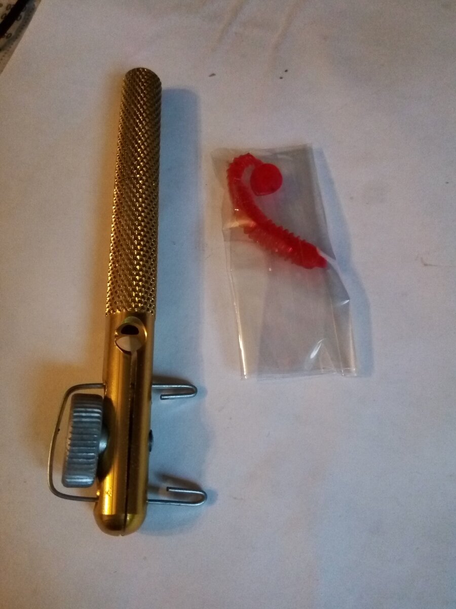 Для вязки крючков