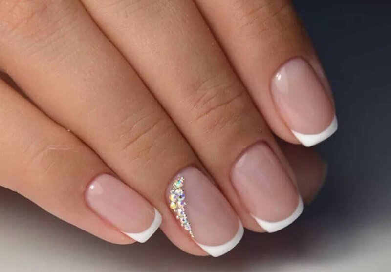 Как выглядит маникюр богатой девушки?