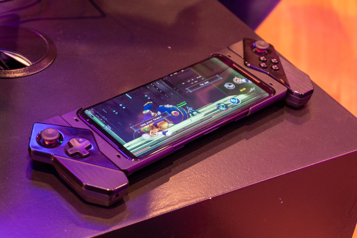 Бюджетные игровые телефоны 2024. ASUS ROG Phone 2. ASUS ROG Phone. ASUS ROG Phone 2022. ASUS ROG Phone 2 Ultimate Edition.