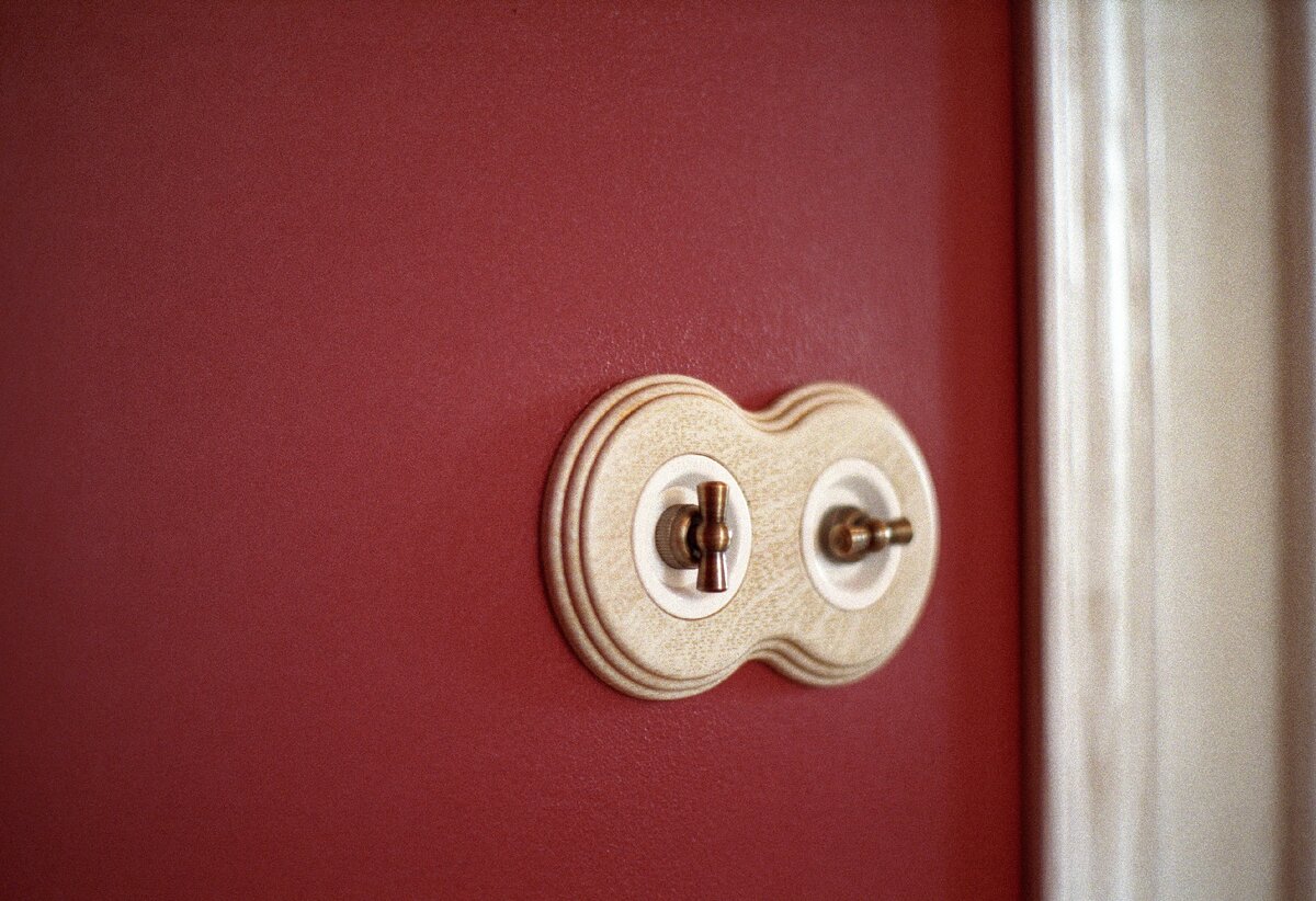 внутренние поворотные выключатели в ретро стиле 