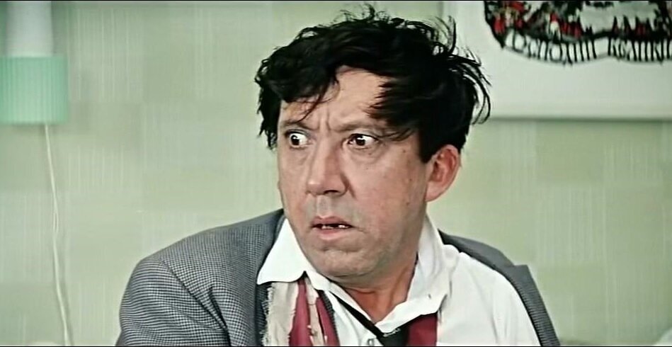 Кадр из фильма "Бриллиантовая рука"