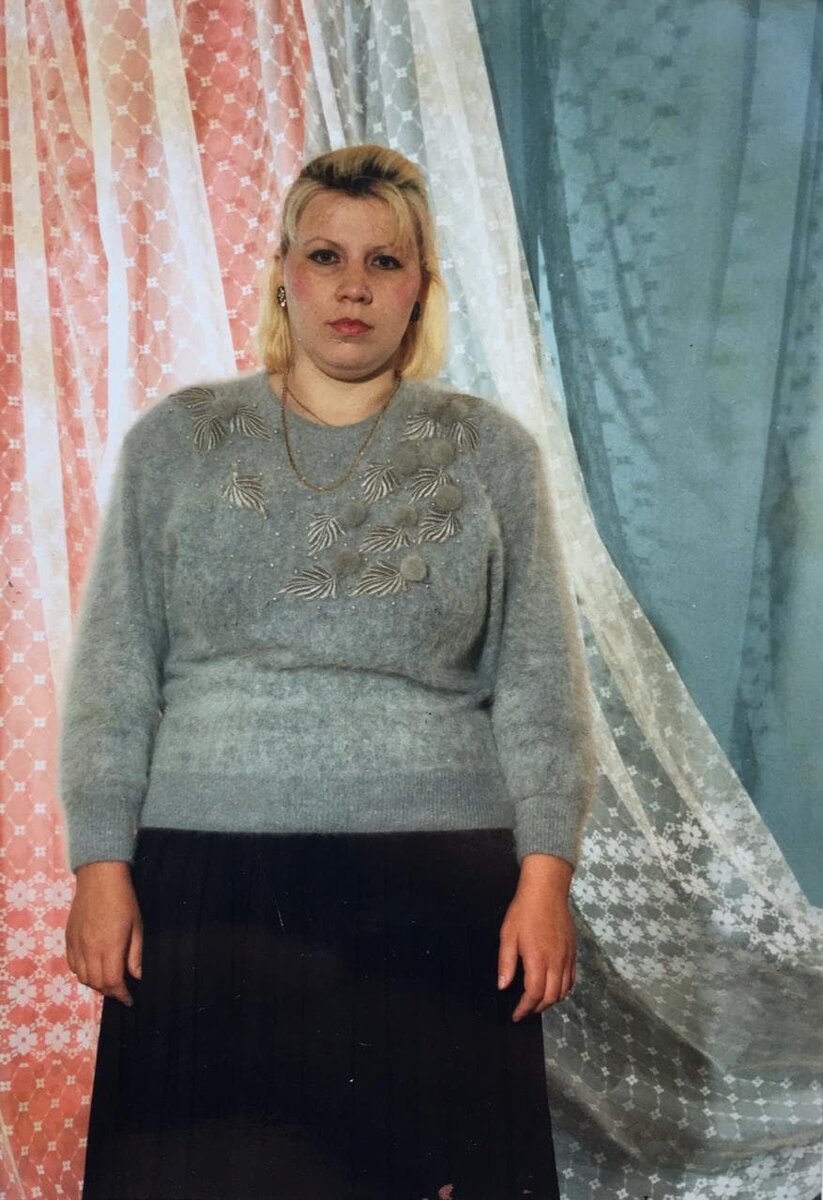 вот такой я была когда приняла решение худеть мне здесь 33года