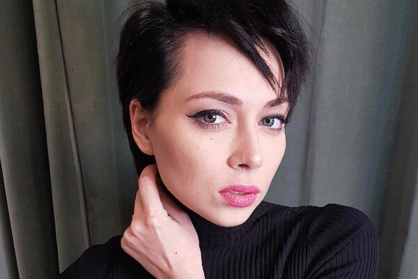 Настасья Самбурская