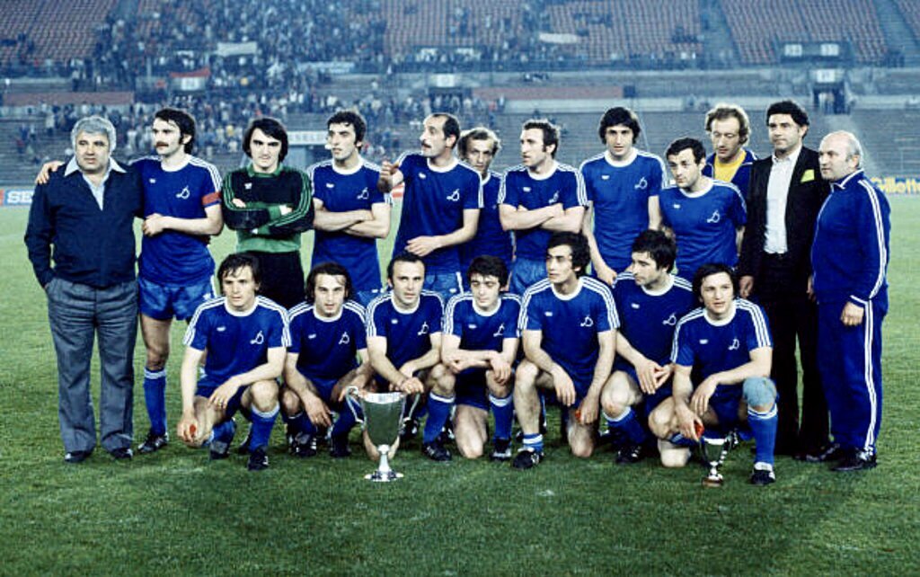 Золотой состав Динамо. Фотография Яндекс. Картинки 