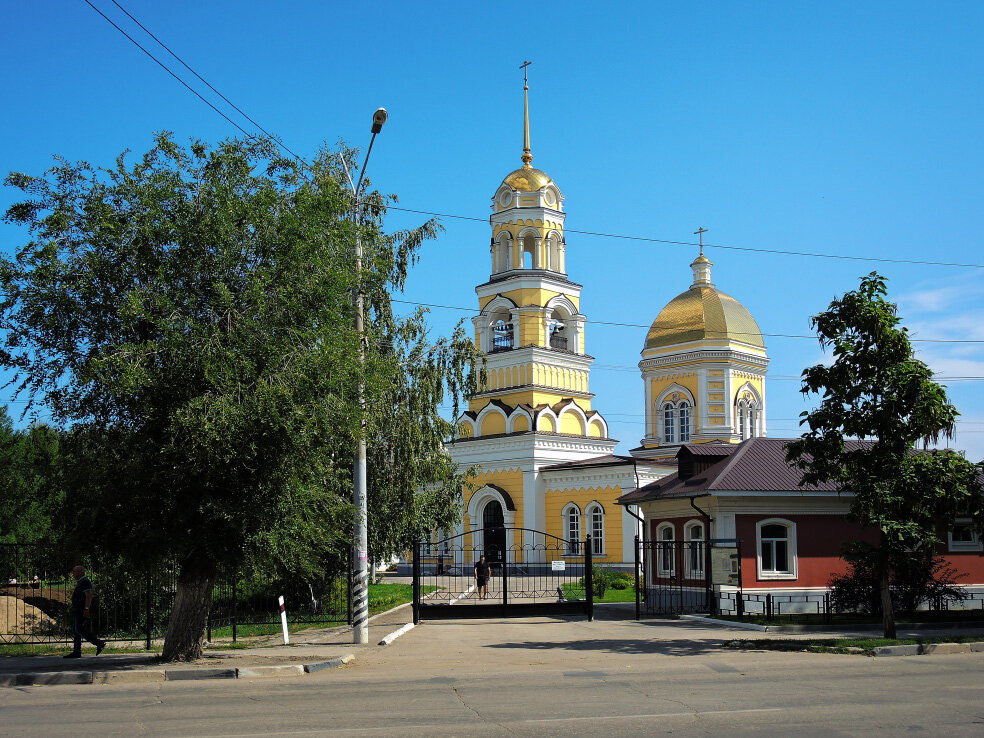 Фридриха энгельса церковь. Храмы Энгельса.