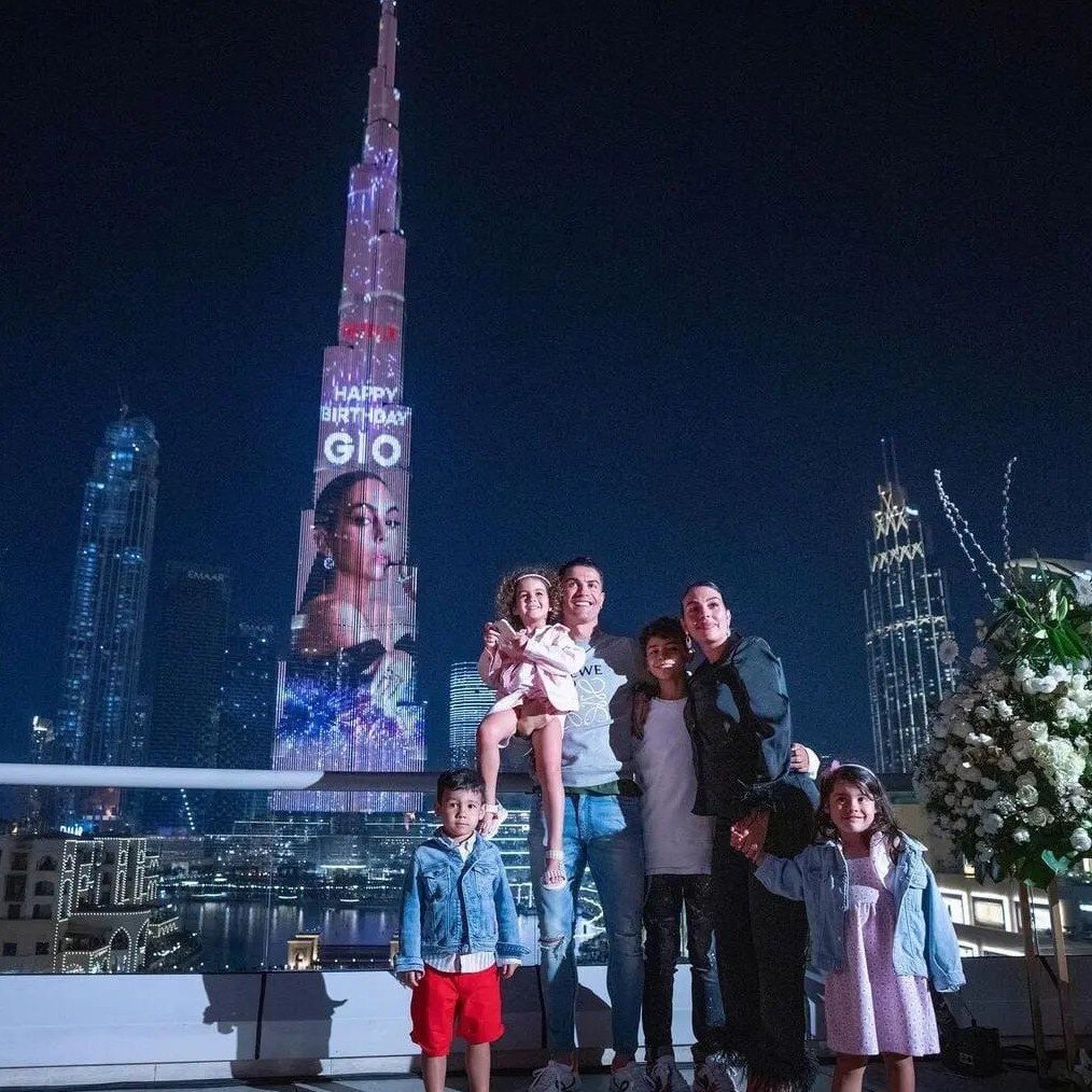 Роналду с семьёй