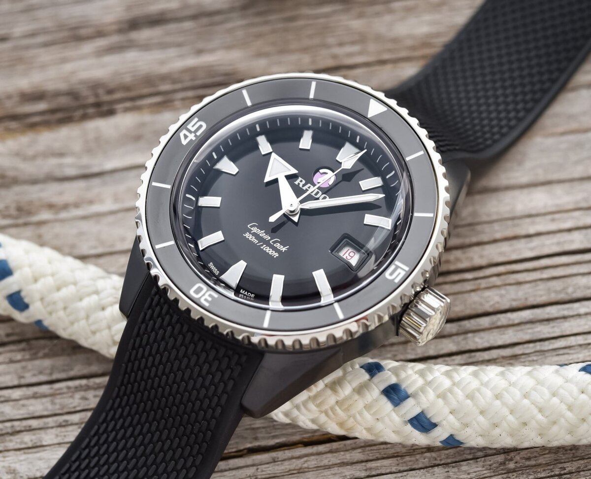 Герой сегодняшней публикации - интереснейшие Rado Captain Cook High-Tech Ceramic Diver