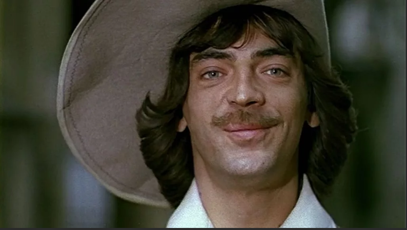 Михаил Боярский в роли д'Артаньяна. 