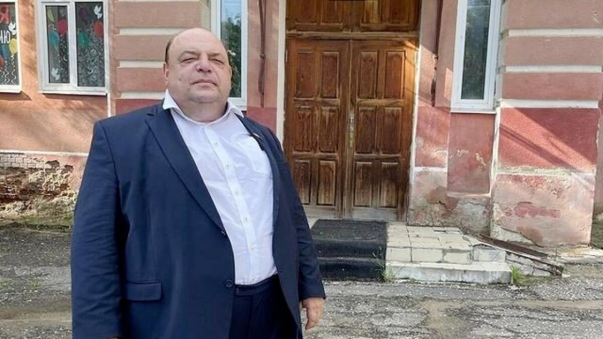    Олег Костин улетел работать в Москву – по ресторанам обещал не ходить Новости Саратова и области – Сетевое издание «Репортер64»
