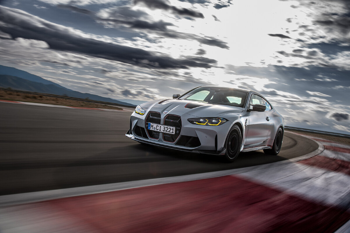 BMW M4 CSL. Источник: press.bmwgroup.com 