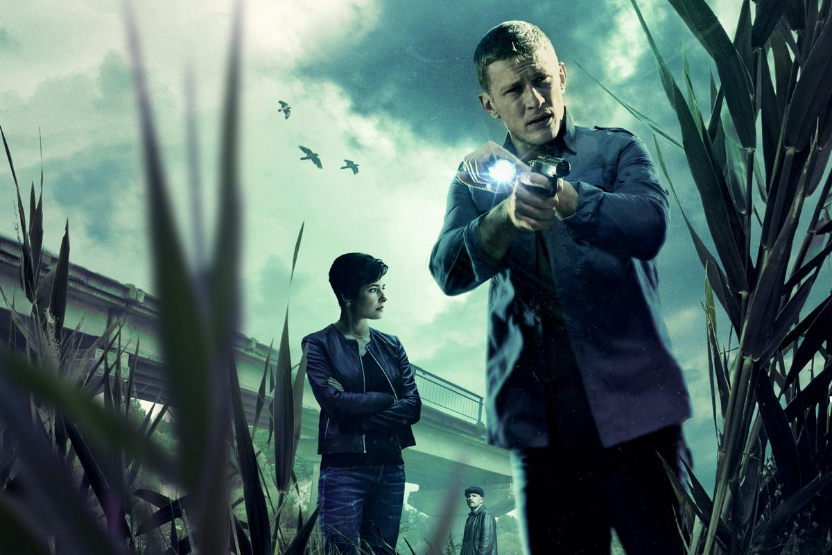 Зверобой триллер 2024. Зверобой триллер 2024. Зверобой триллер 2024. Зверобой триллер 2024. Зверобой 2022 постер.