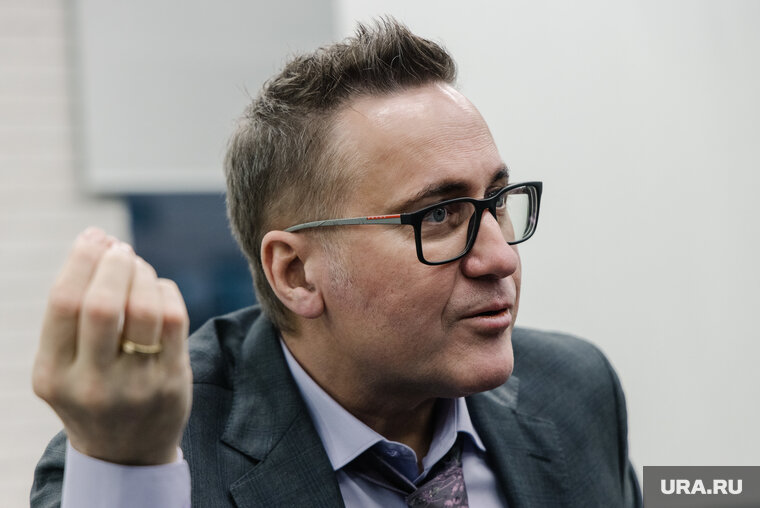    Евгений Минченко описал предвыборную кампанию Моора