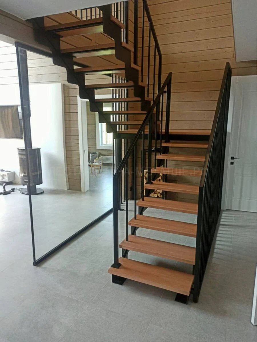 Как выбрать лестницу на второй этаж в соответствии со стилем интерьера?