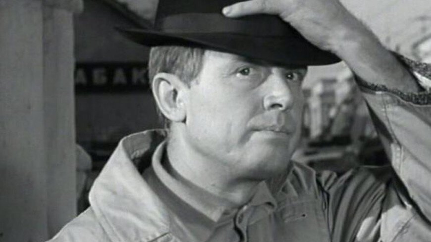 ФОТО : кадр из фильма "Берегись автомобиля", реж. Эльдар Рязанов, 1966 год