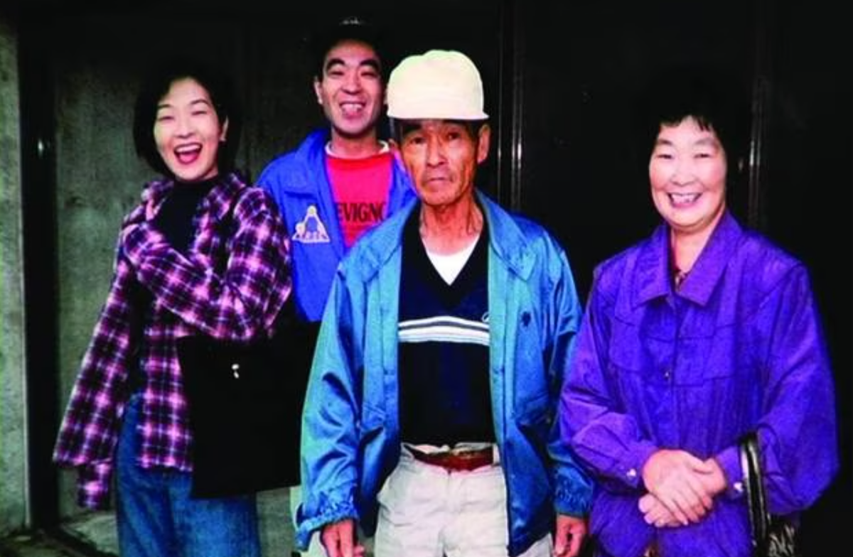 Кайо Мацудзава со своей семьёй