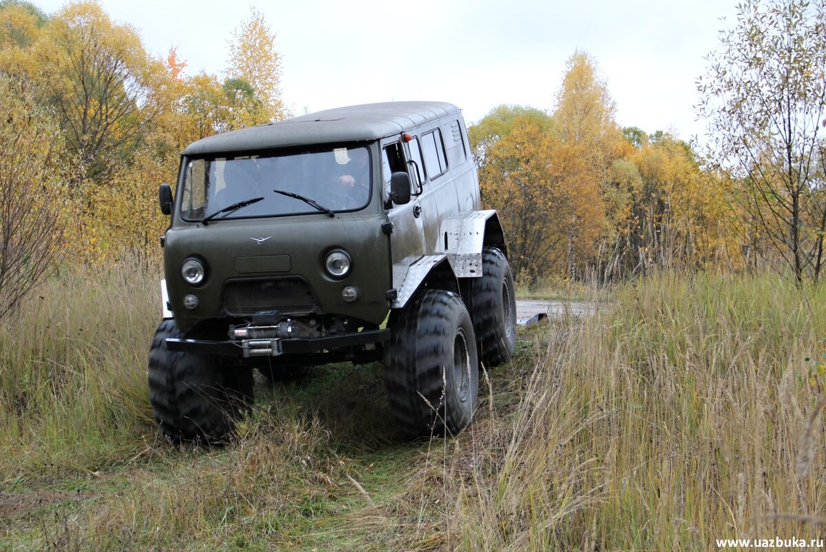 УАЗ-452 внедорожник головастик