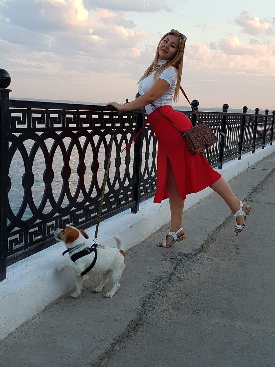 фото мое. Моему пёсику Максу худеть не надо, везет ему..