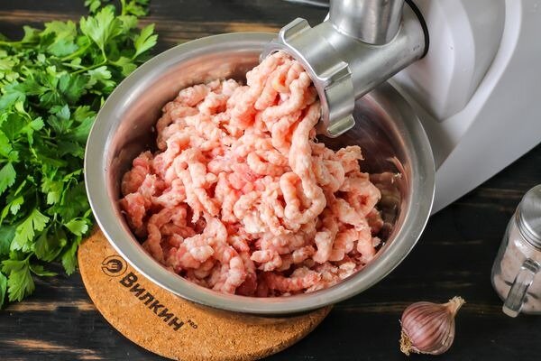 Фарш для котлет как в советской столовой (от одних воспоминаний текут слюнки) — в чем же их секрет?