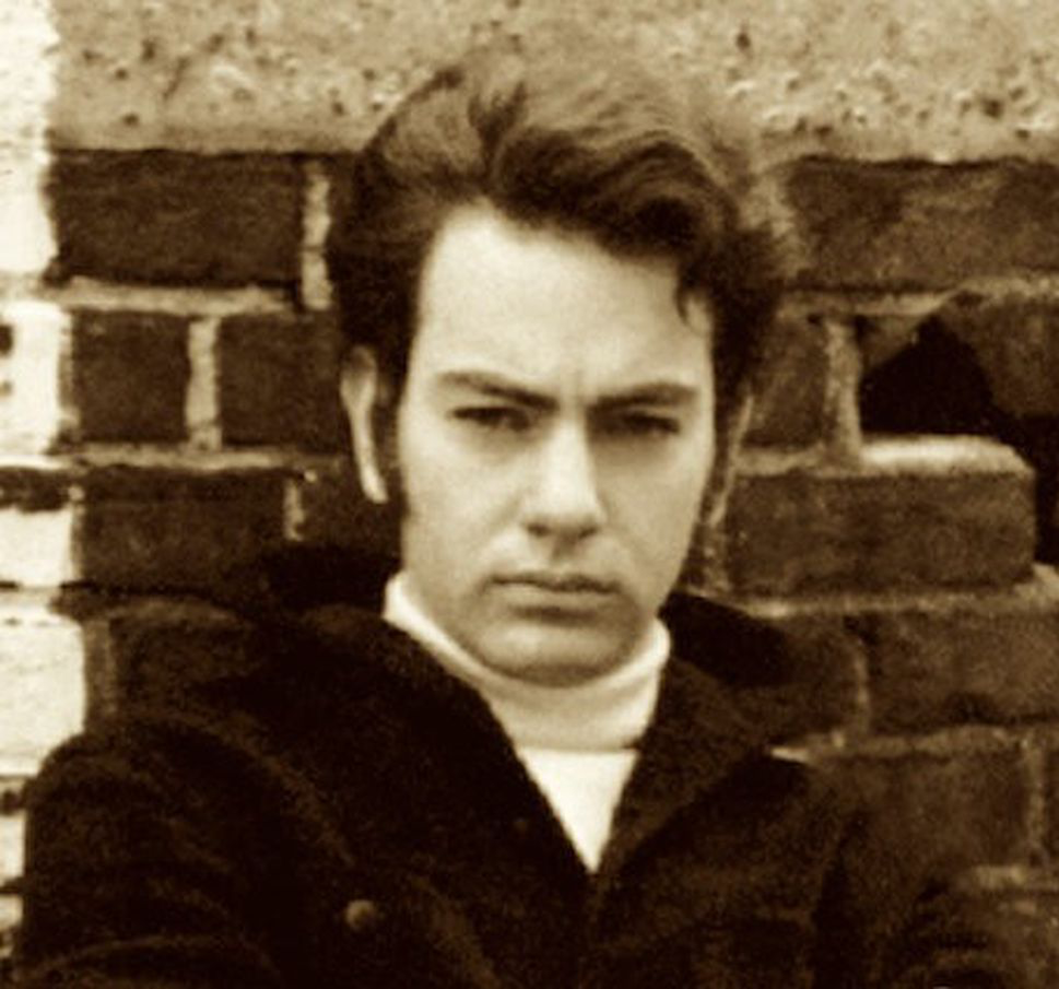 Нил Даймонд, автор Girl, You'll Be A Woman Soon в зените славы, фото 1960-х годов.