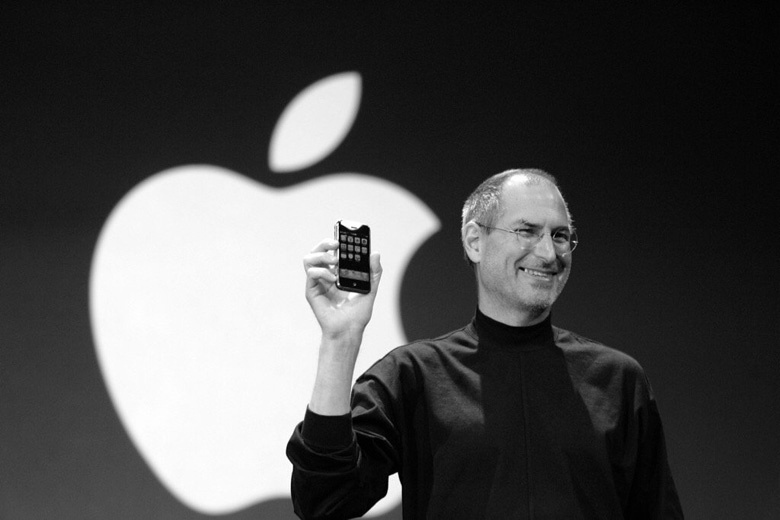 Стивен Пол Джобс - сооснователь и CEO компаний Apple, NeXT и Pixar