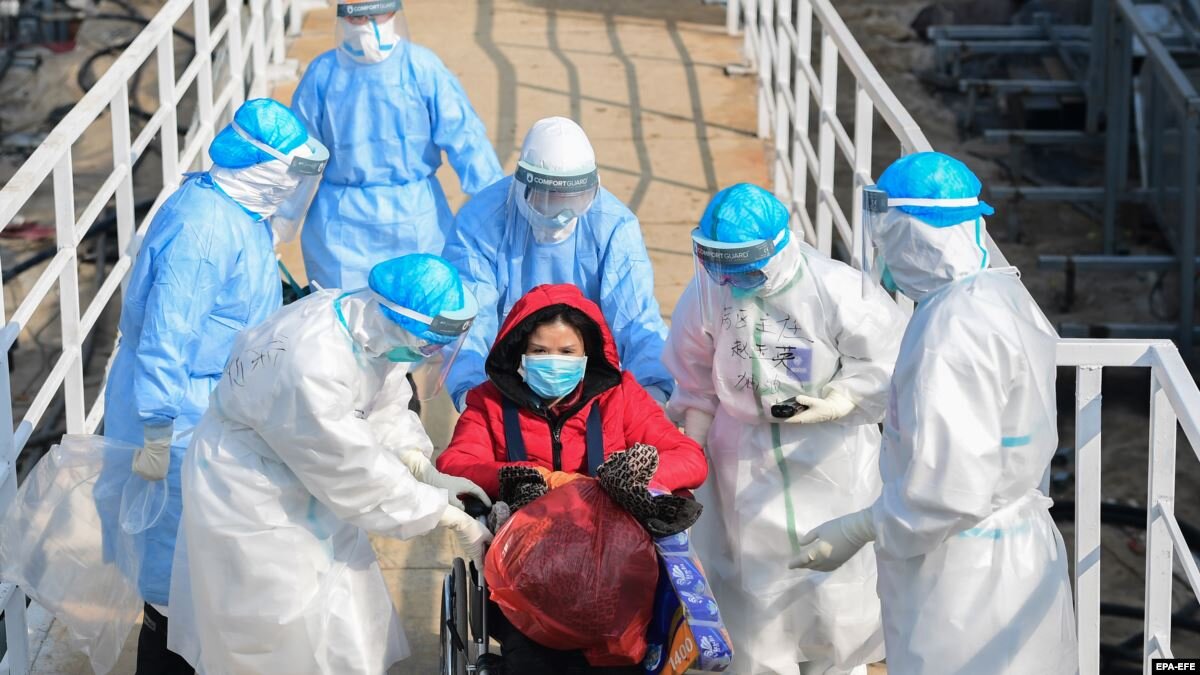 источник - https://podrobnosti.ua/media/pictures/2020/2/6/koronavirus-v-kitae-foto-rferlorg_2f55fbd1e7b3887abf8d5b8111b0f776.jpg