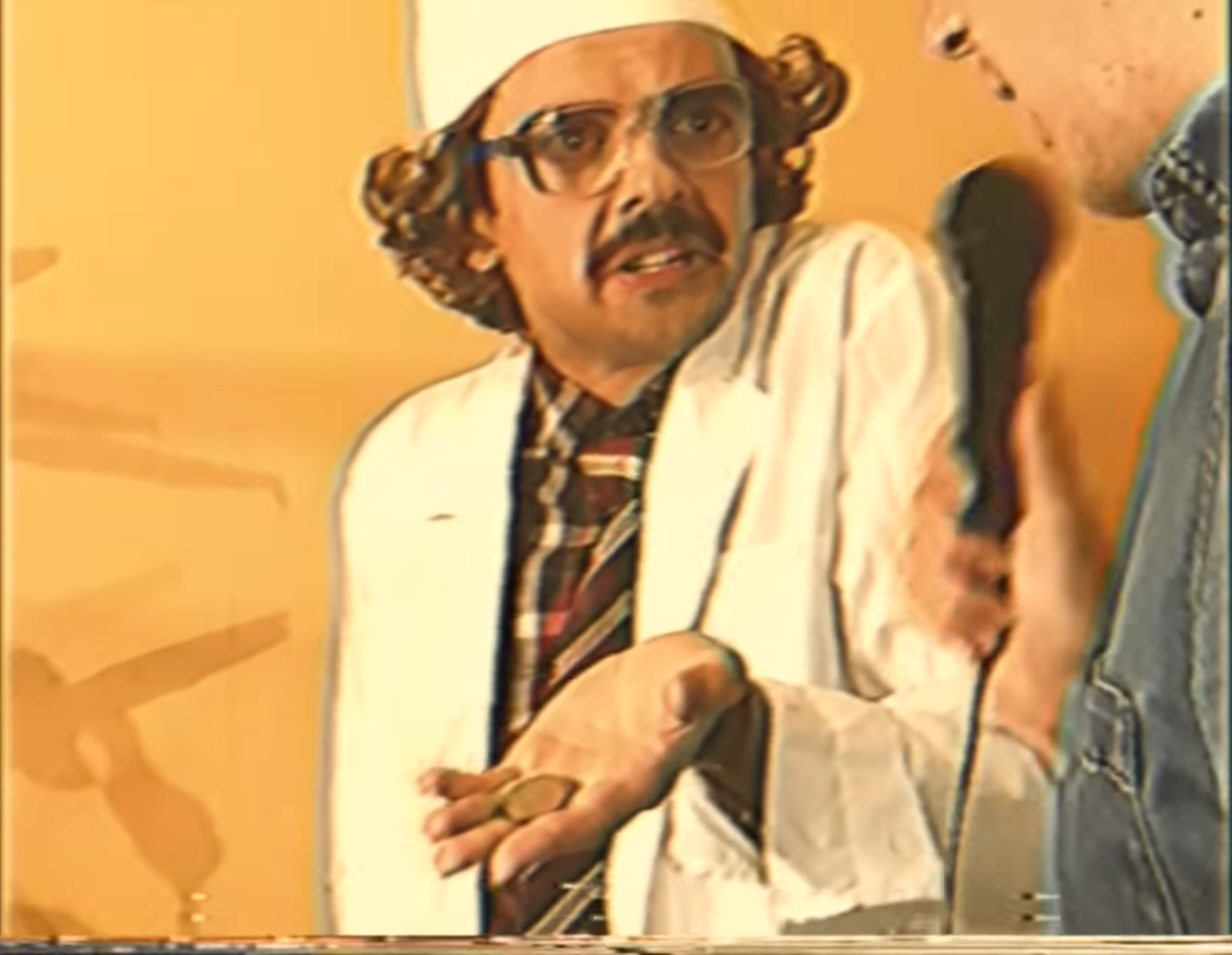 Скриншот из видеоролика "Инженер про зарплату"  https://www.youtube.com/watch?v=wza_1tr6CfU  канал "Лапенко".