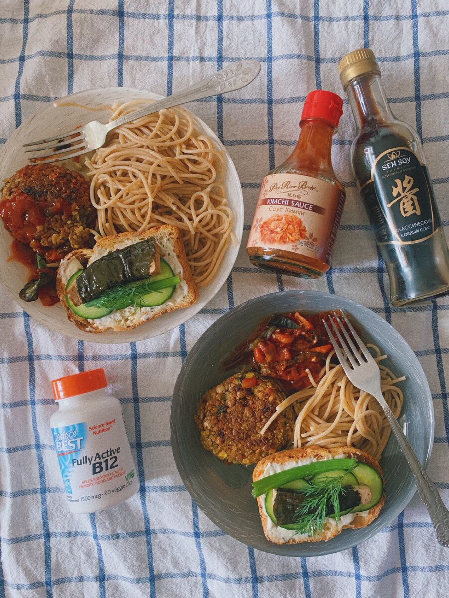 Такой обед:) не забываем про б12!