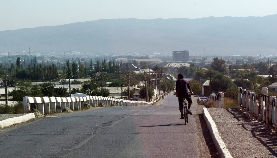 худжанд канибадам. худжанд канибадам. Tajikistan khujand. канибадам 2022. парк победы худжанд.