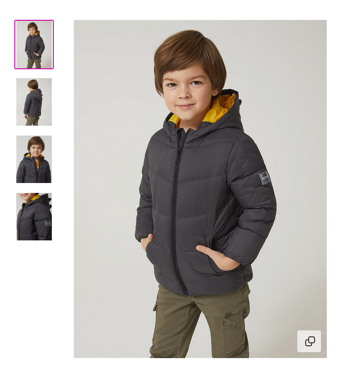 Вот такая осенняя куртка пару недель назад продавалась по 800 рублей.