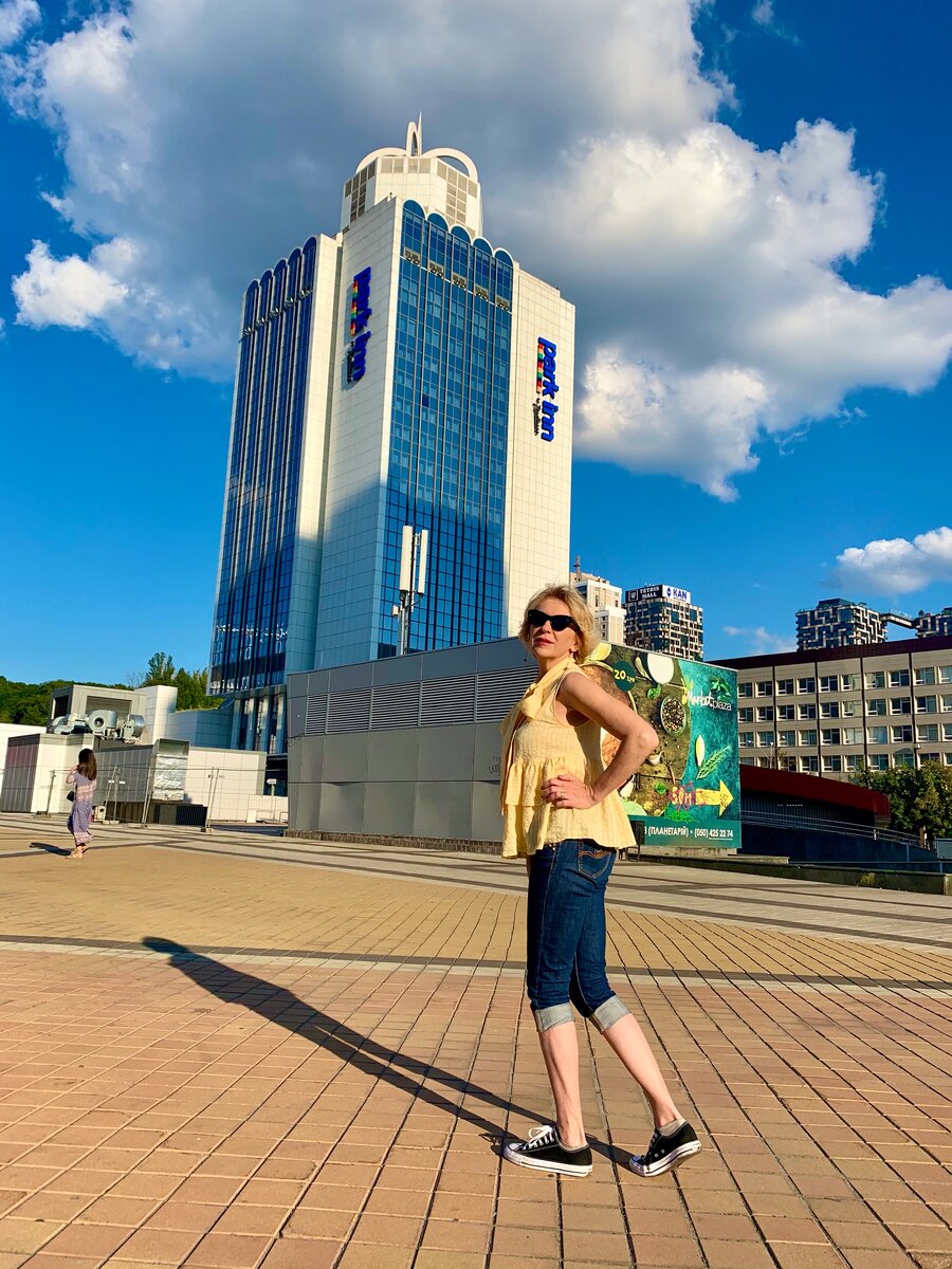 С такой трендовой вещью как бермуды я уж точно не пропаду.