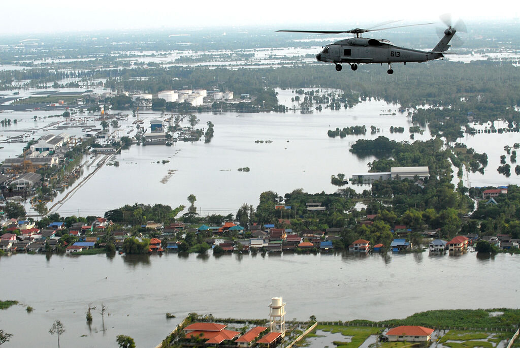  Автор: U.S. Navy photo by Mass Communication Specialist 1st Class Jennifer A. Villalovos.