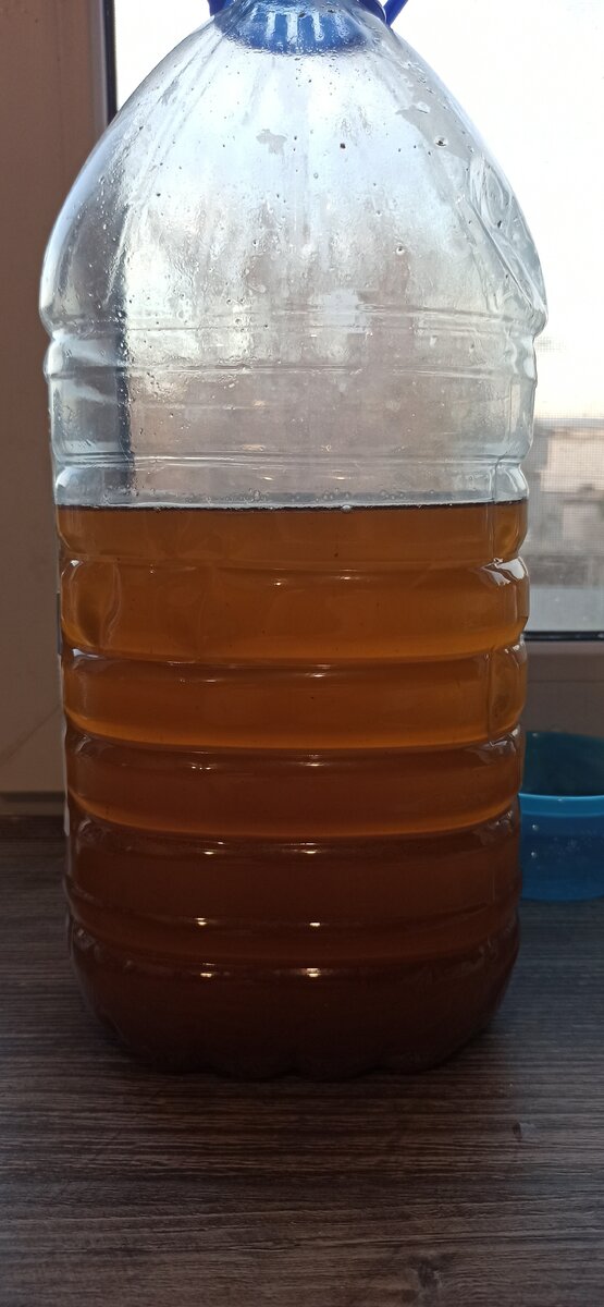 Такая жидкость у меня получилась. 