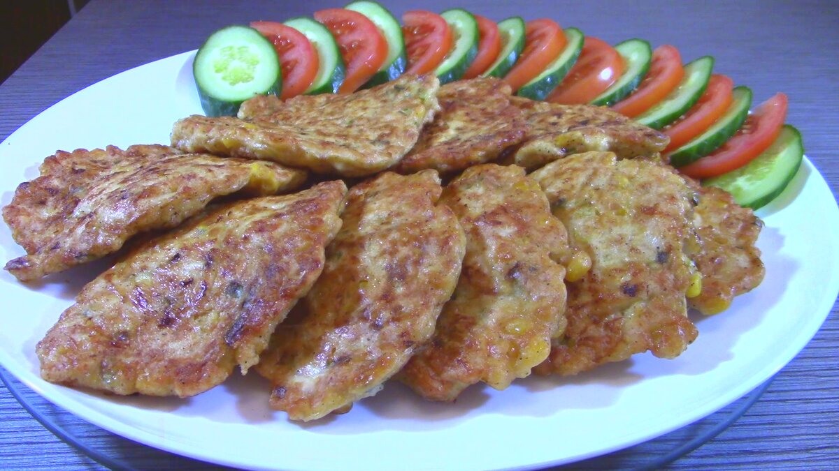 Оладьи куриные готовятся из простых продуктов. Получаются сочные. вкусные, скорее сохраняйте рецепт!