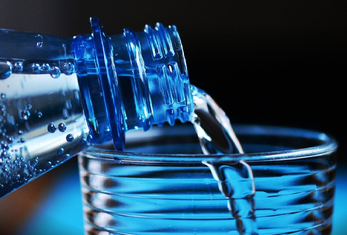 Вода питьевая бутилированная