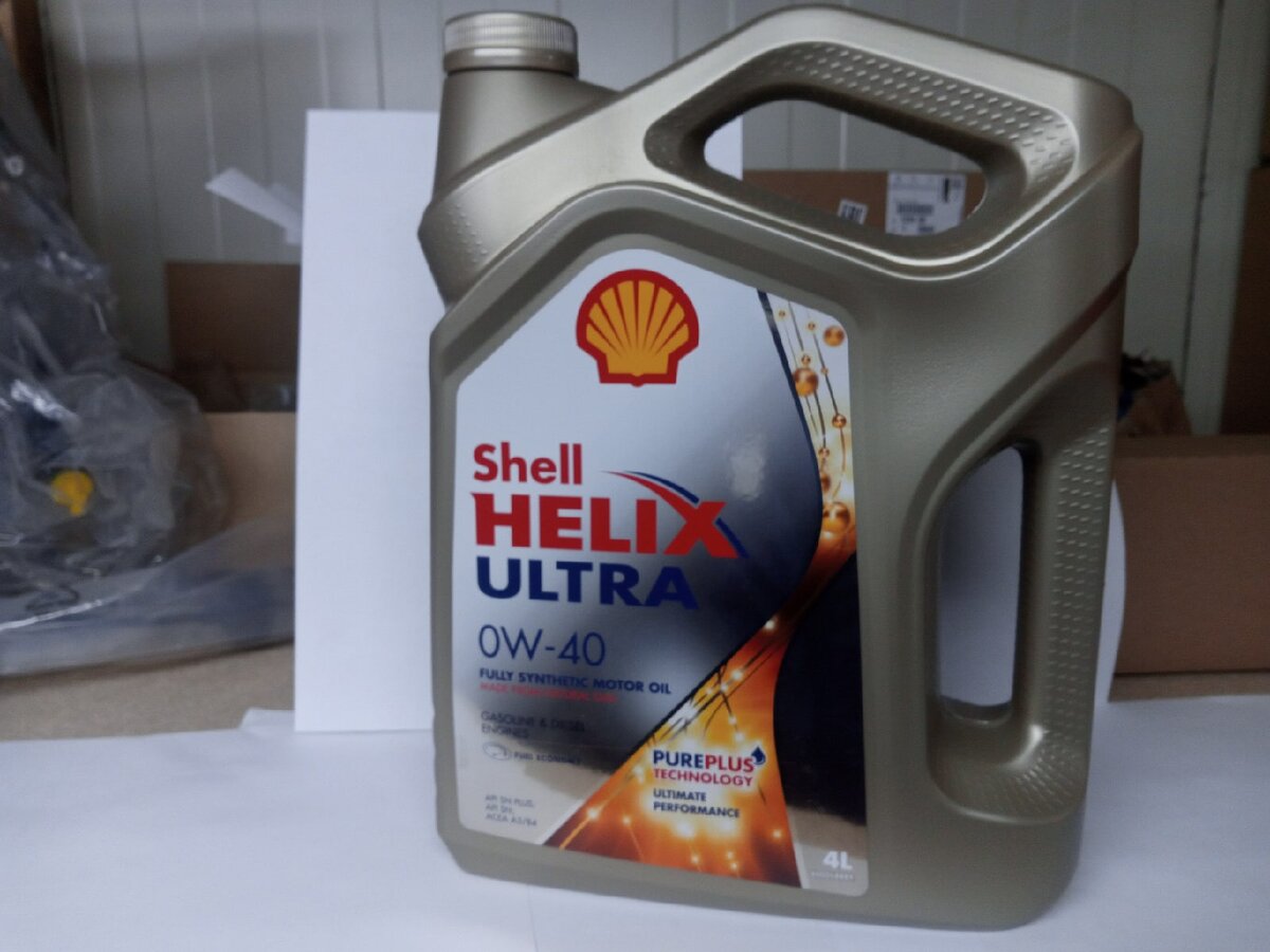 Моторное   масло  SHELL HELIX ULTRA 0W-40 , 4л