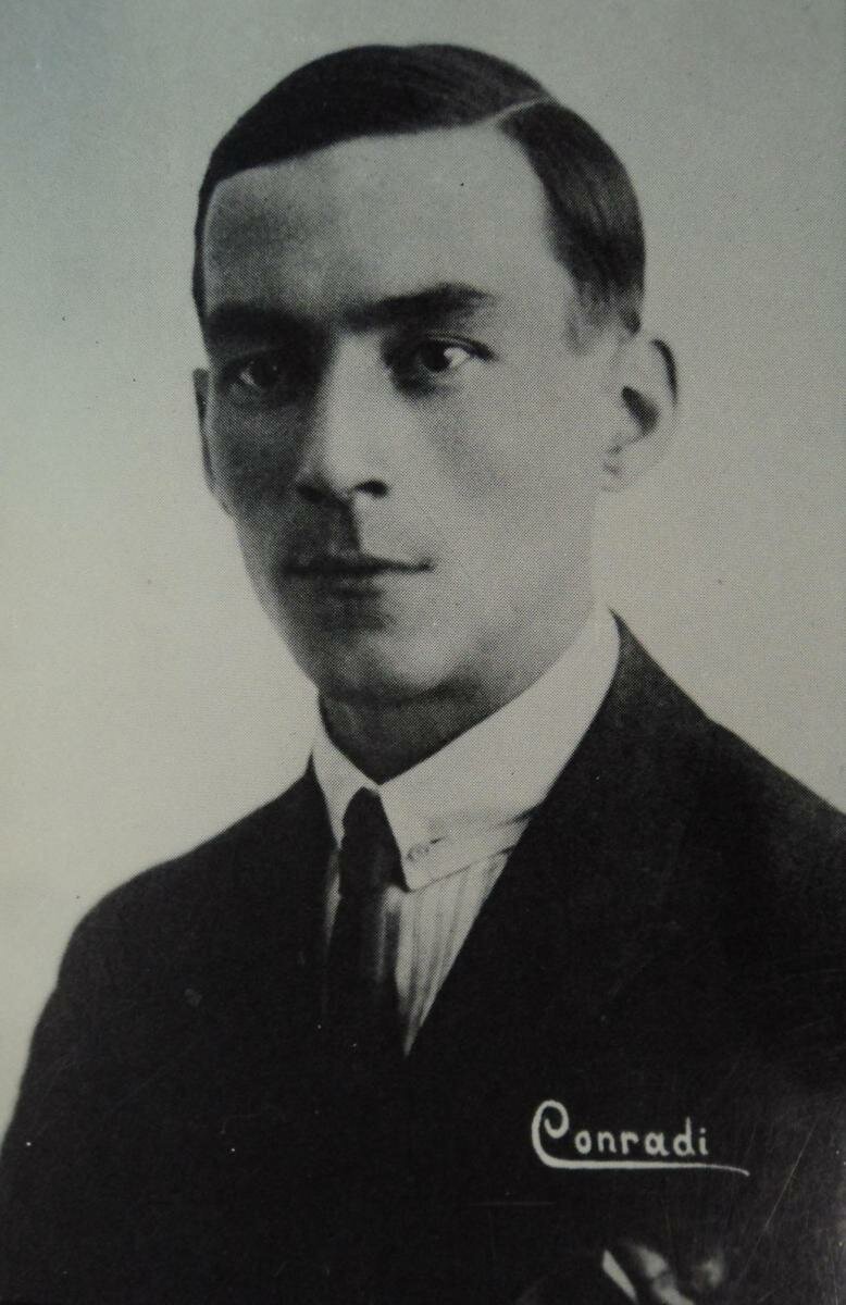 Морис Морисович Конради