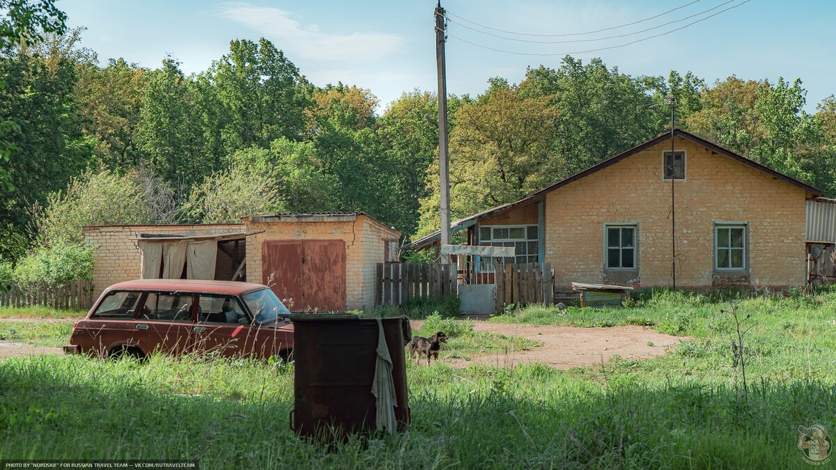 Одни заброшенные пионерлагеря стоят почти целыми, а от других остались  руины. Почему? | NordSkif & Co | Дзен