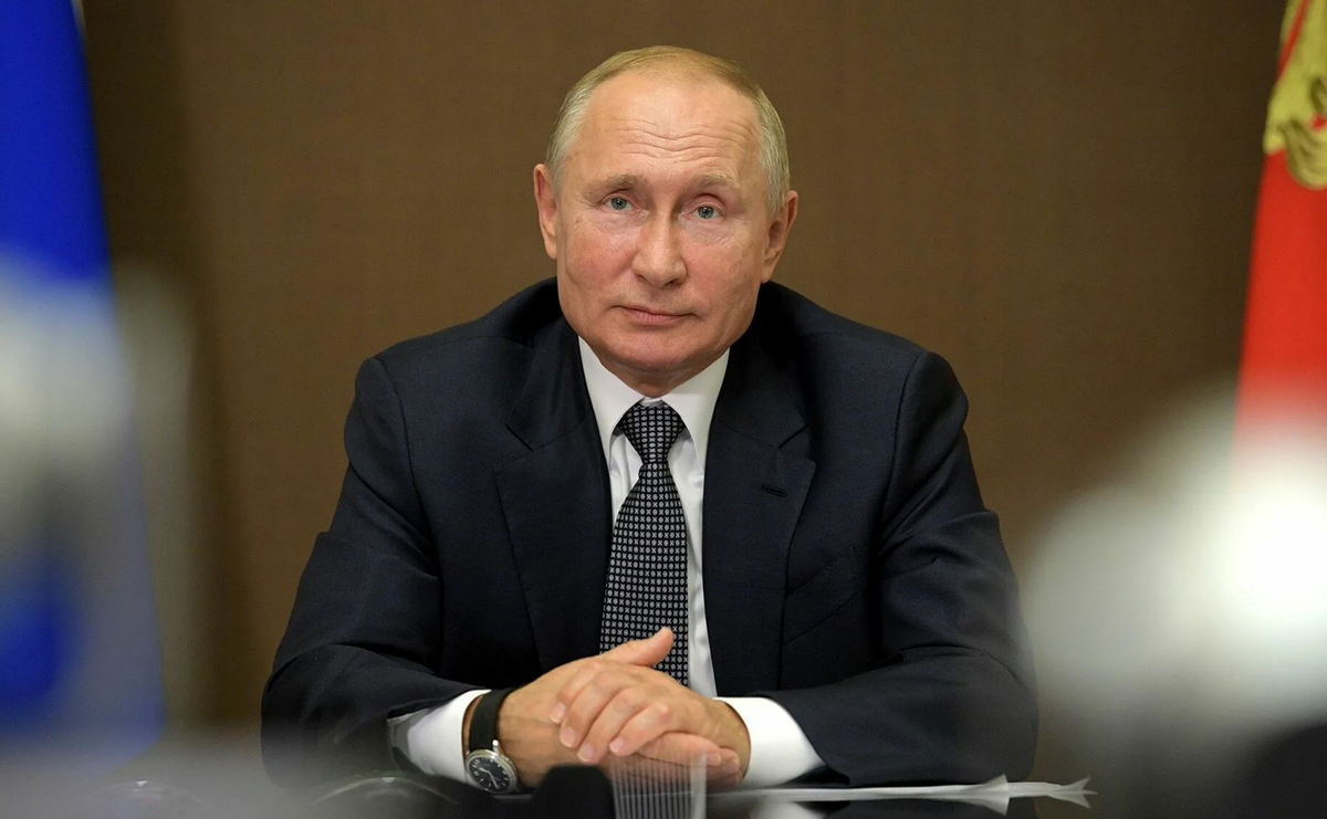 Президент России Владимир Путин (yimg.com)