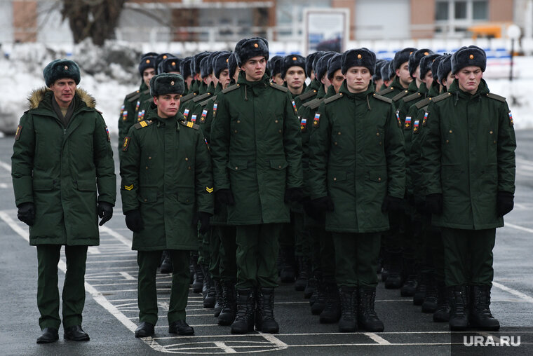    Картаполов считает, что вопрос изменения срока службы в армии можно рассматривать после окончания СВО