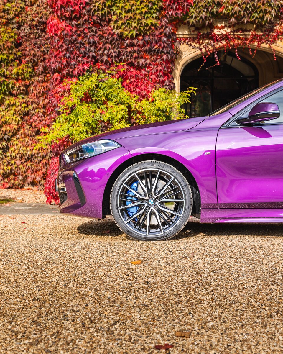 Twilight purple. Twilight Purple BMW. Цвет новый пурпурный. BMW individual Twilight Purple Metallic.