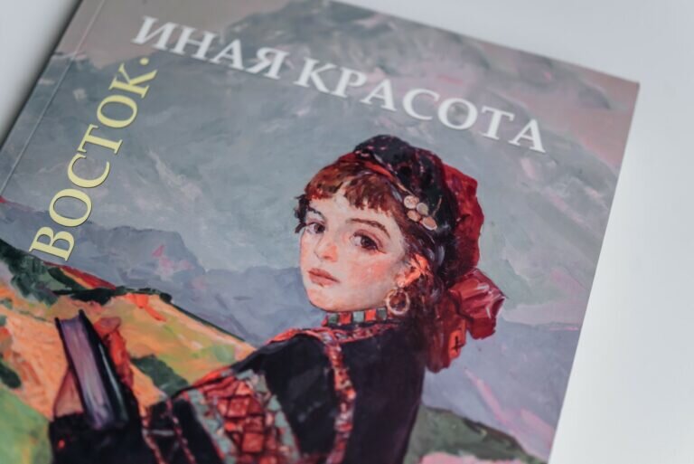    Оренбургский губернаторский музей приглашает сделать селфи на выставке о Востоке Елена Шкатова