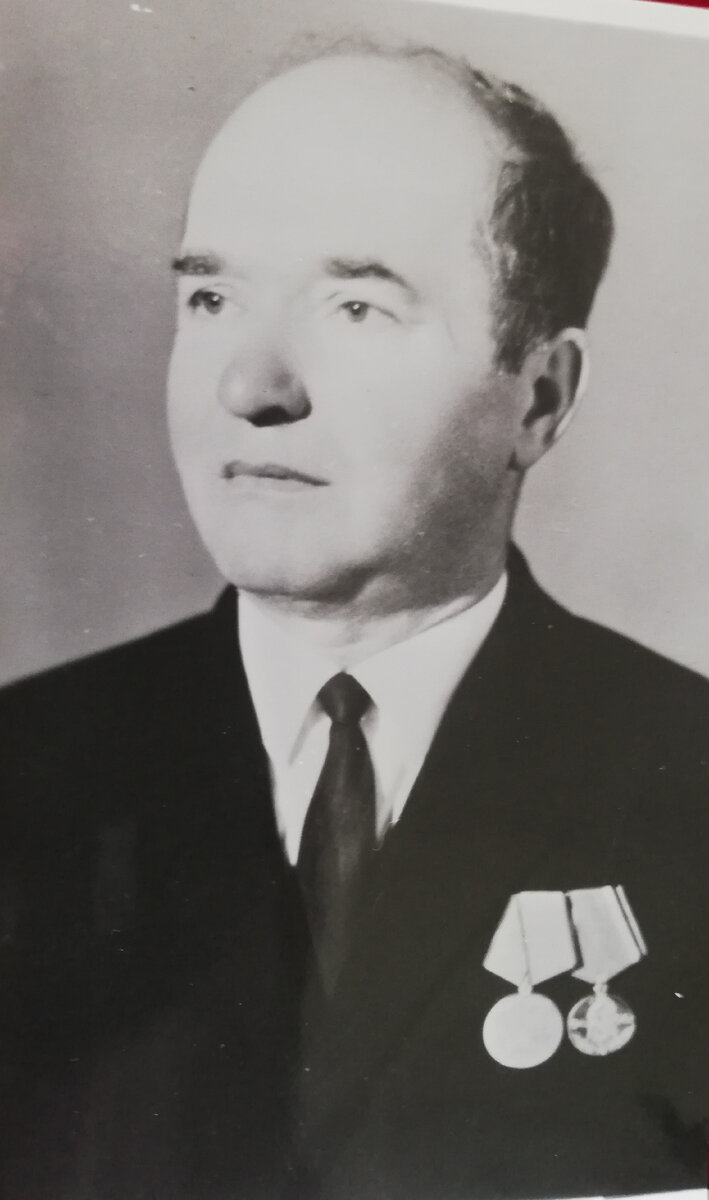 Михаил Фаринко  настоял, чтобы немцы разрешили открыть детский дом для ребят, потерявших родителей 