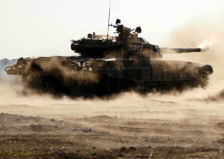    Запад вооружает Украину постепенно, чтобы не вызвать резкую реакцию России