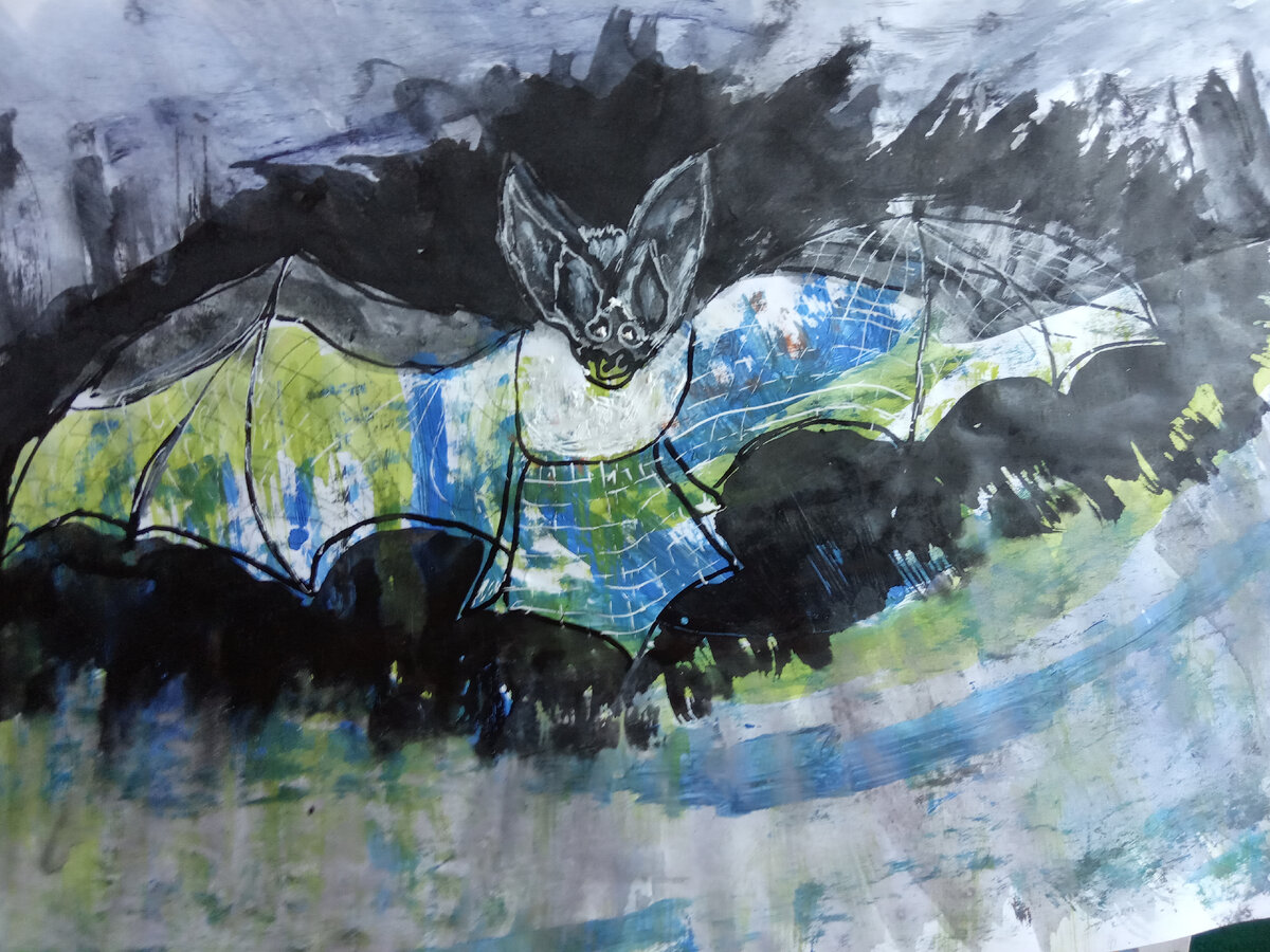 Летучая мышь - моя работа , такая мистическая , подходит к заголовку .