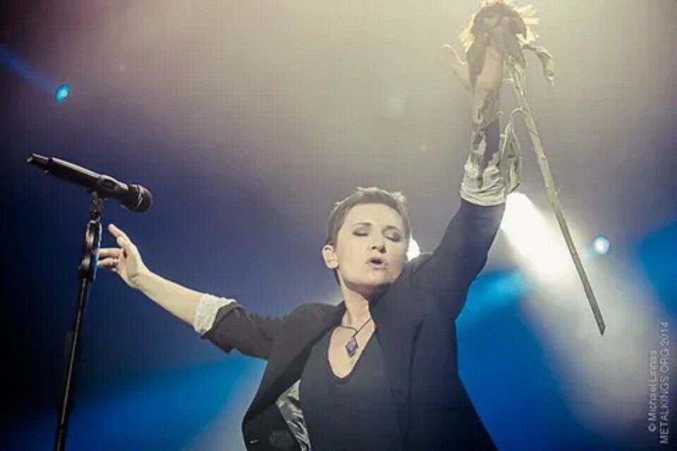 Арбенина санкт петербург. Ночные снайперы солисты. Тату дианы арбениной. Арбенина санкт петербург. Арбенина санкт петербург.