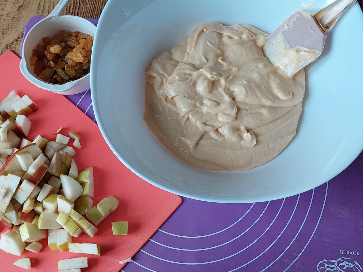 Filling the Apple Raisin Crepes