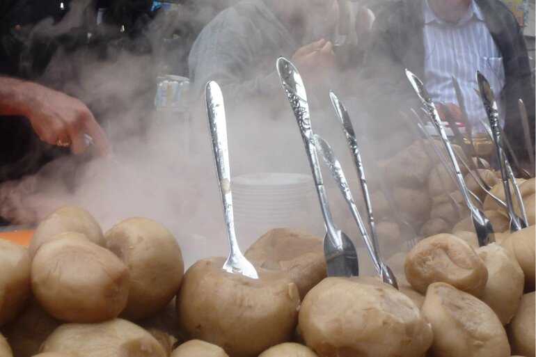 Иракцы любят есть шалгам зимой из-за его питательной ценности.